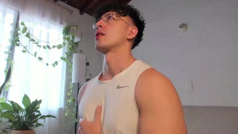 Snapshot of blake_levi chatting on April 2026 03:04:02 PM Blake Levi Independent Model online show from April 2026 03:04:02 PM