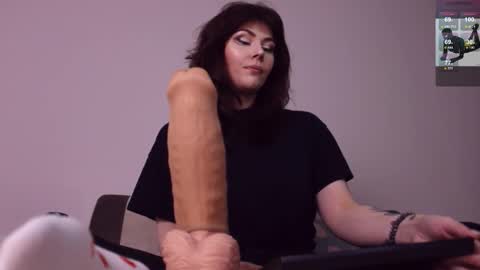 Britney online show from December 2025 12:55:02 PM