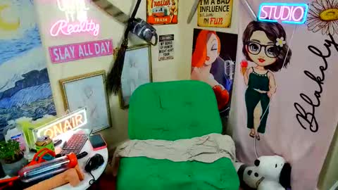 Snapshot of blakelytgirl chatting on April 2026 08:04:02 AM Blakely Morningstar online show from April 2026 08:04:02 AM