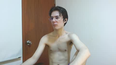 Snapshot of blakeshatter chatting on December 2024 05:29:02 PM blakeshatter online show from December 2024 05:29:02 PM