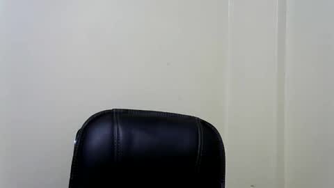 blakmoufaka online show from November 2025 02:43:02 AM