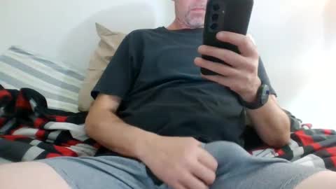 Banana boy blinky online show from December 2024 01:04:02 AM