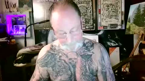 Snapshot of blindsurfer780299 chatting on March 2026 06:28:02 AM blindsurfer780299 online show from March 2026 06:28:02 AM