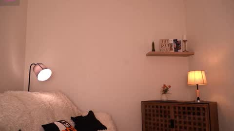 Snapshot of blissdilley chatting on November 2025 04:10:02 AM Scarlett NEXT LIVE 5AM gmt online show from November 2025 04:10:02 AM