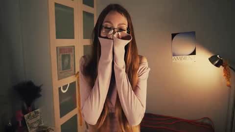  LiLy online show from September 2025 03:03:01 PM