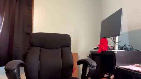 Snapshot of blissfulfoxtrot chatting on March 2026 03:45:01 PM Blissful Foxtrot online show from March 2026 03:45:01 PM