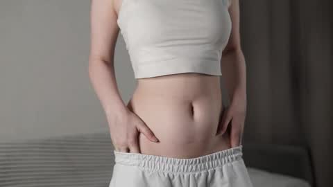 Mila online show from October 2025 02:36:02 PM