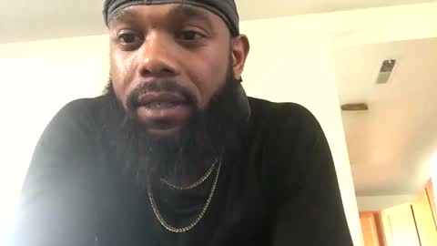 Snapshot of blksurfher chatting on February 2025 07:21:01 PM blksurfher online show from February 2025 07:21:01 PM