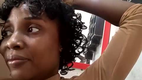 Lola online show from January 2025 11:24:01 AM