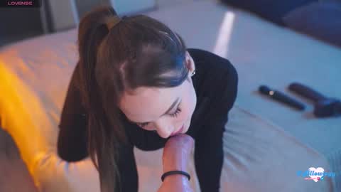 Snapshot of bllowjoyy chatting on October 2025 07:15:01 AM Amy online show from October 2025 07:15:01 AM