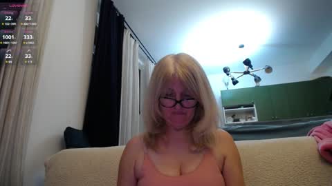 Karina online show from January 2025 08:33:01 PM