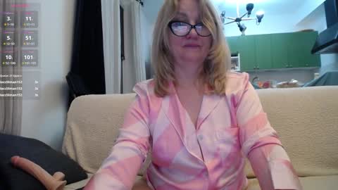 Karina online show from January 2025 08:28:01 PM