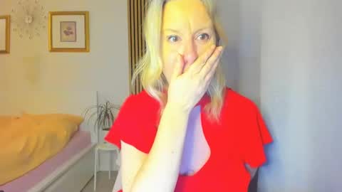 Nicole online show from January 2025 05:17:01 PM