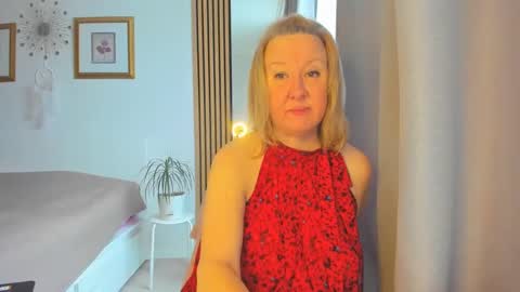 Nicole online show from March 2025 06:46:01 AM