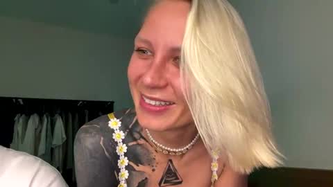 Snapshot of blonde_fuck_couple chatting on June 2026 05:54:02 AM blonde_fuck_couple online show from June 2026 05:54:02 AM