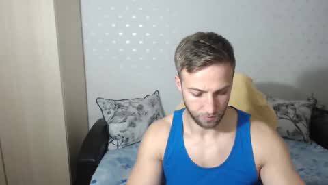 Snapshot of blondeagle chatting on December 2024 08:51:02 PM Mr Blond online show from December 2024 08:51:02 PM