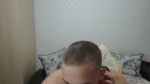 Snapshot of blondeagle chatting on February 2025 09:58:01 PM Mr Blond online show from February 2025 09:58:01 PM