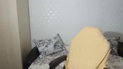 Snapshot of blondeagle chatting on February 2025 09:00:01 PM Mr Blond online show from February 2025 09:00:01 PM