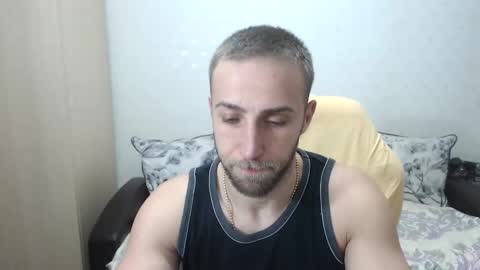 Snapshot of blondeagle chatting on February 2025 09:25:02 PM Mr Blond online show from February 2025 09:25:02 PM