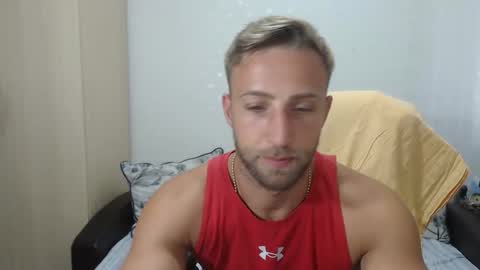 Snapshot of blondeagle chatting on September 2025 01:32:01 PM Mr Blond online show from September 2025 01:32:01 PM