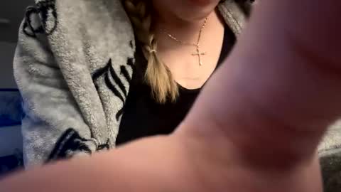 Gia  online show from April 2026 10:56:02 PM