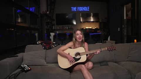 Snapshot of blondefoxsilverfox chatting on November 2025 03:11:01 PM blondefoxsilverfox online show from November 2025 03:11:01 PM