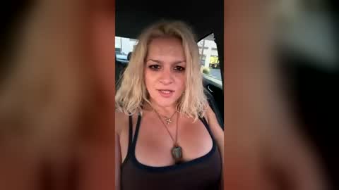 Snapshot of blondestuff4k chatting on August 2026 12:24:01 AM blondestuff4k online show from August 2026 12:24:01 AM