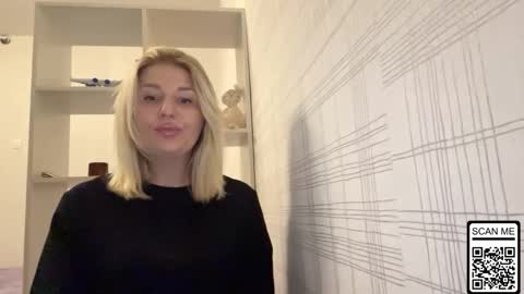 blondie_xoxoxo online show from October 2025 02:45:02 PM