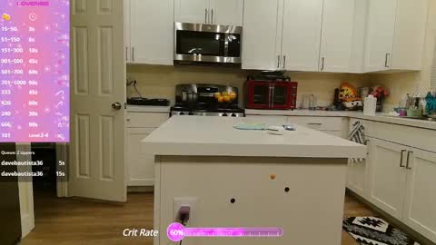 Snapshot of blondiebubblebooty chatting on March 2025 12:09:02 PM Bubbles online show from March 2025 12:09:02 PM