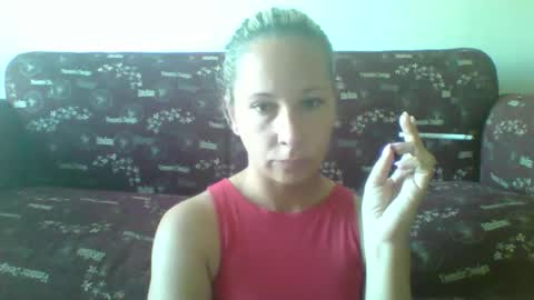Snapshot of blondiepam23 chatting on November 2025 10:37:01 AM BlondiePam online show from November 2025 10:37:01 AM