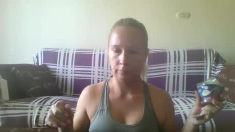 Snapshot of blondiepam23 chatting on March 2026 09:45:02 AM BlondiePam online show from March 2026 09:45:02 AM