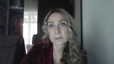 Iren online show from October 2025 09:32:01 AM