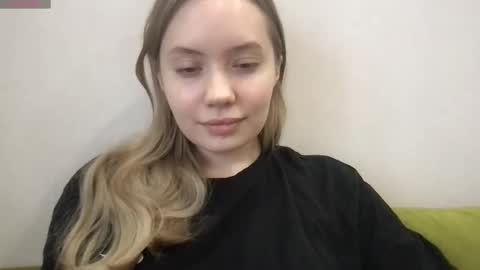 Snapshot of blondy_banny chatting on March 2026 03:23:02 AM Blondy bunny online show from March 2026 03:23:02 AM