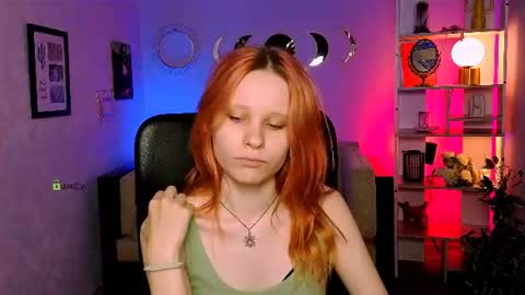 Snapshot of bloom_night chatting on July 2026 12:09:02 PM Bloom online show from July 2026 12:09:02 PM