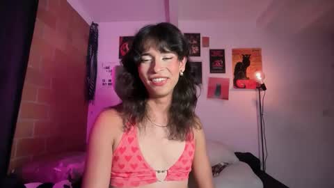 Snapshot of bloomingbella chatting on March 2026 03:13:01 AM Bella Bloom ts online show from March 2026 03:13:01 AM