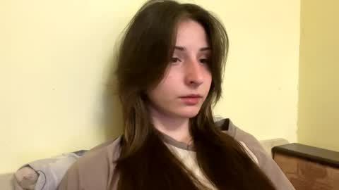 Snapshot of bloomsakuraa chatting on April 2026 05:18:01 PM bloomsakuraa online show from April 2026 05:18:01 PM