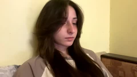 Snapshot of bloomsakuraa chatting on April 2026 05:18:01 PM bloomsakuraa online show from April 2026 05:18:01 PM