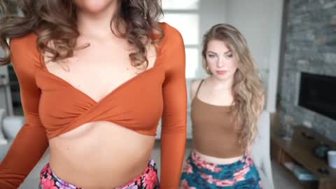 Emma Bloom online show from January 2025 10:51:02 PM