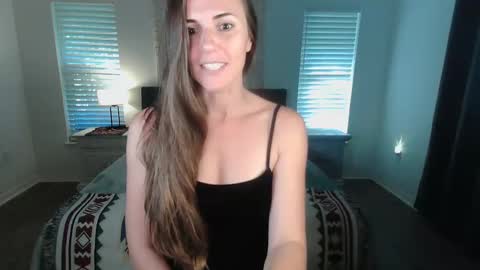 Snapshot of blowjobboss chatting on November 2025 07:45:02 PM Sarah Zee online show from November 2025 07:45:02 PM