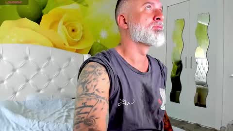 Snapshot of blowmyxxl chatting on November 2025 08:15:02 AM Nico online show from November 2025 08:15:02 AM