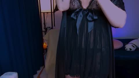 Snapshot of blue_bonnie_larsson chatting on January 2025 10:17:02 AM Bonnie fon tease online show from January 2025 10:17:02 AM