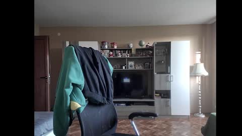 Runaway online show from December 2024 02:25:02 PM