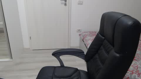 Juliet online show from February 2025 05:36:01 PM