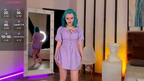 Snapshot of blue_nymph1 chatting on January 2025 10:57:01 AM Alice online show from January 2025 10:57:01 AM