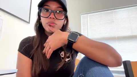 blueaby1 online show from September 2025 03:06:02 PM