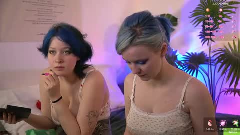 Snapshot of bluebeell chatting on May 2026 01:48:01 PM bluebeell online show from May 2026 01:48:01 PM
