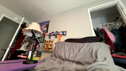 Snapshot of bluebloodednorsewitch chatting on January 2025 08:44:01 PM bluebloodednorsewitch online show from January 2025 08:44:01 PM