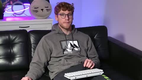 blueeyedtallguy online show from November 2025 11:49:02 PM