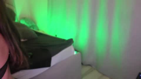 Snapshot of blueeyeslexxxy chatting on February 2025 12:14:02 PM blueeyeslexxxy online show from February 2025 12:14:02 PM