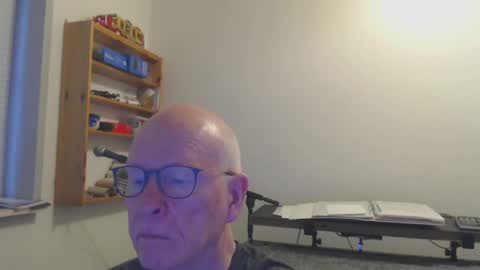 Snapshot of blueeyesn8 chatting on January 2025 08:07:02 AM blueeyesn8 online show from January 2025 08:07:02 AM